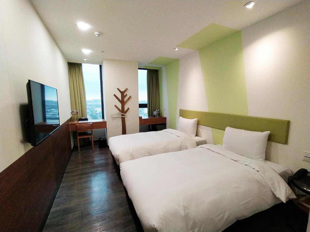 Hotel J Taoyuan Pingzhen 외부 사진