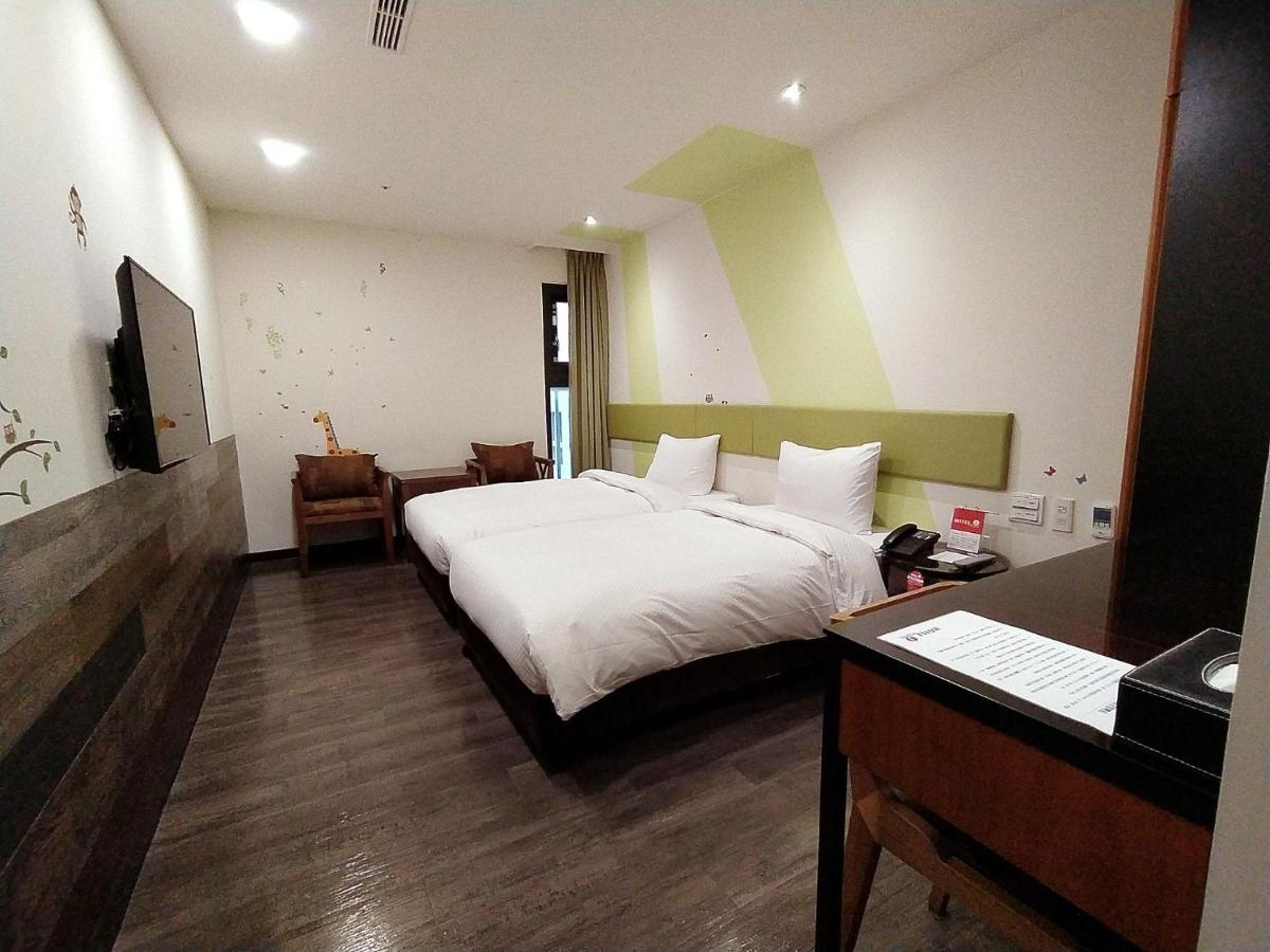 Hotel J Taoyuan Pingzhen 외부 사진