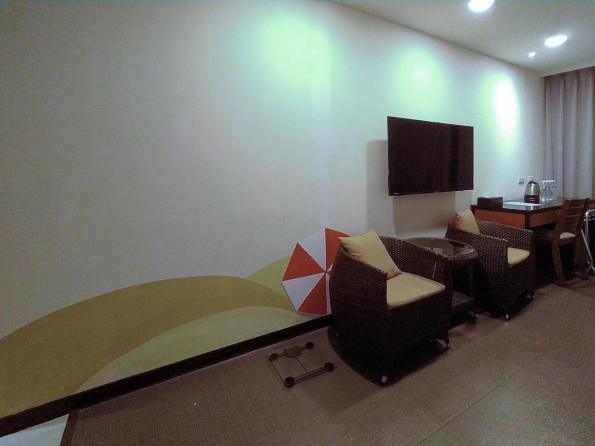 Hotel J Taoyuan Pingzhen 외부 사진